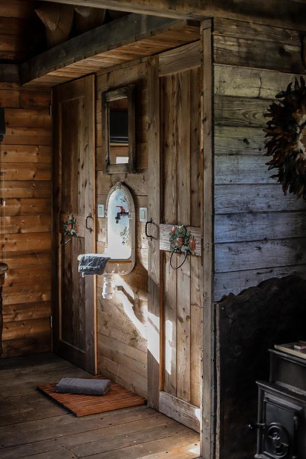 Cabane De L'R-Mitage Modave ภายนอก รูปภาพ